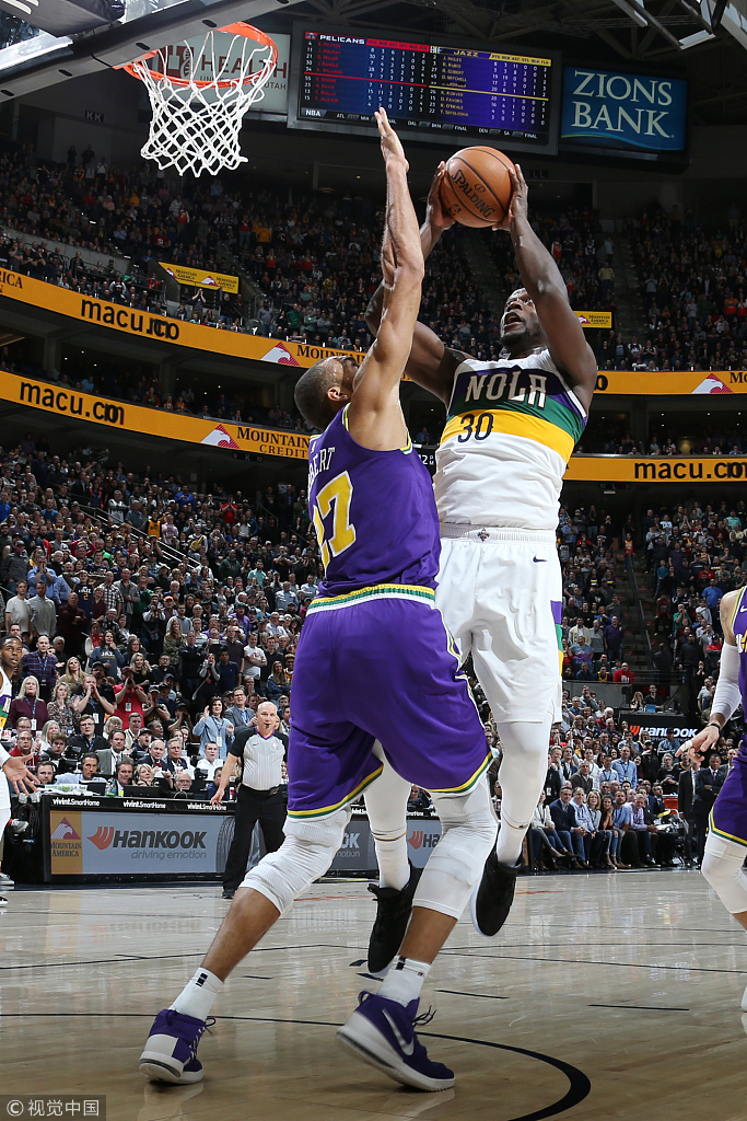 爵士逆转鹈鹕，加里纳利送出助攻