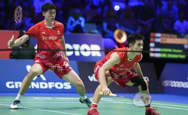 泰国羽毛球队轻取马来西亚羽毛球队，辛杜关键制胜