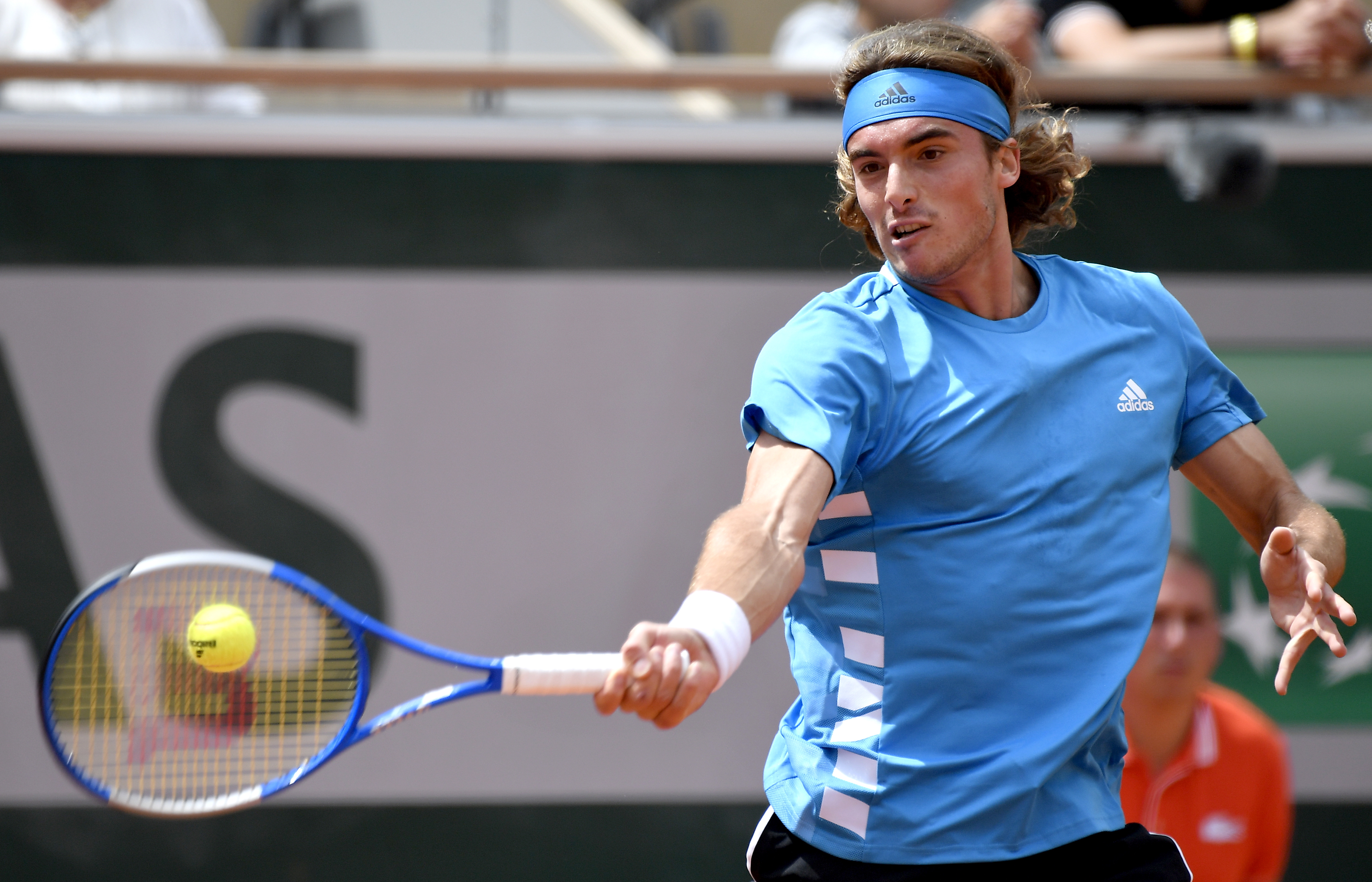 美国网球队绝杀德国网球队，西西帕斯送出助攻的简单介绍