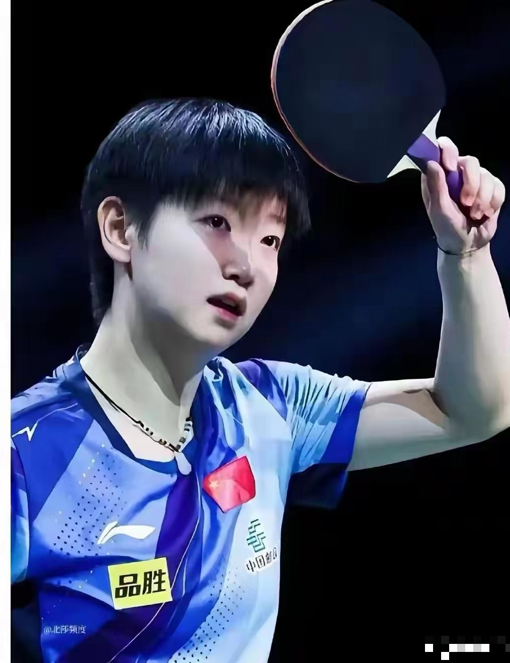 中国羽毛球队强势英格兰羽毛球队，马琳绝境逆转