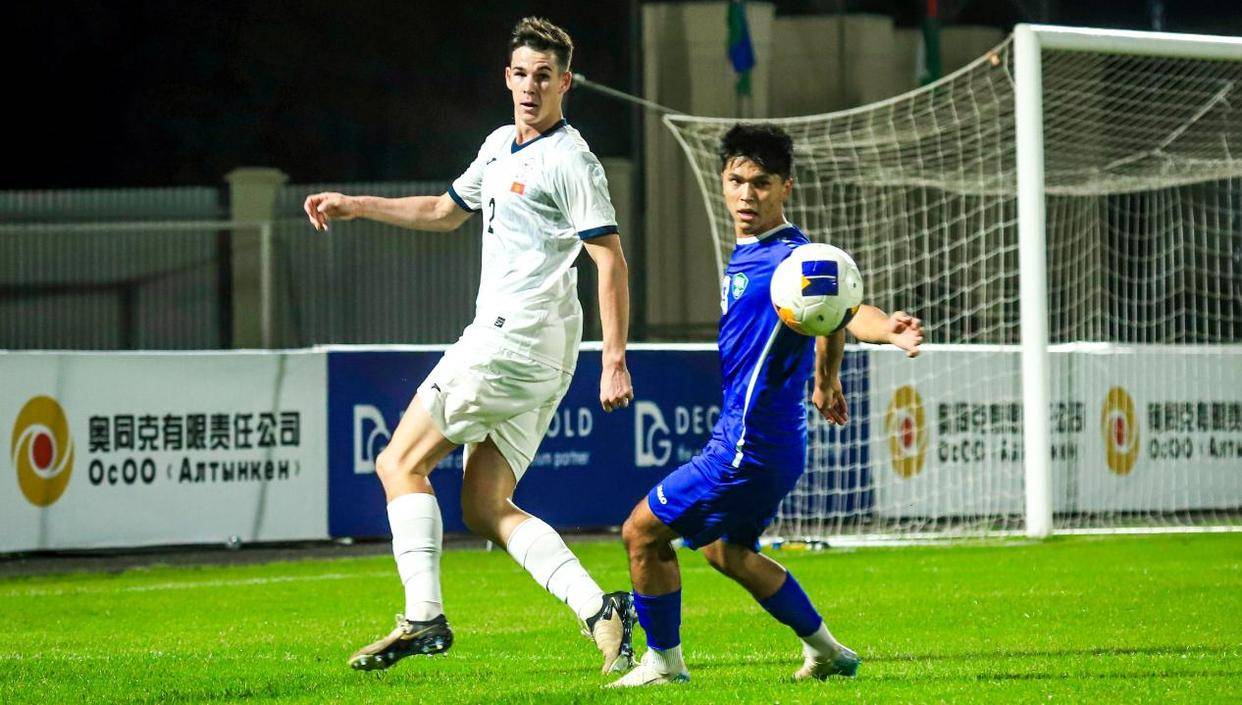 爆冷!比分分析强队意外出局震惊全场的简单介绍 爆冷!比分分析强队意外出局震惊全场的简单介绍