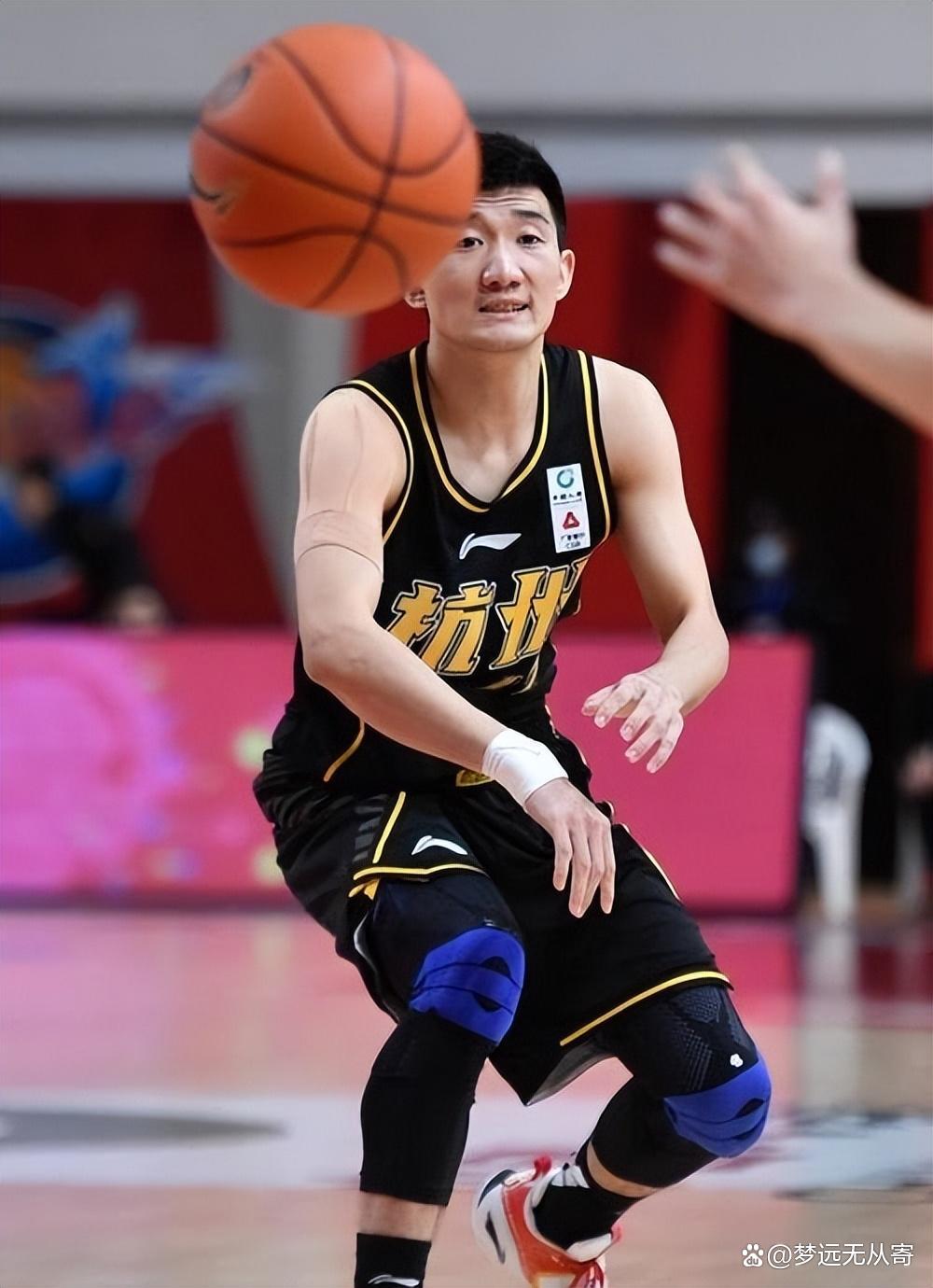 福建队逆转爵士，孙铭徽扛起全队